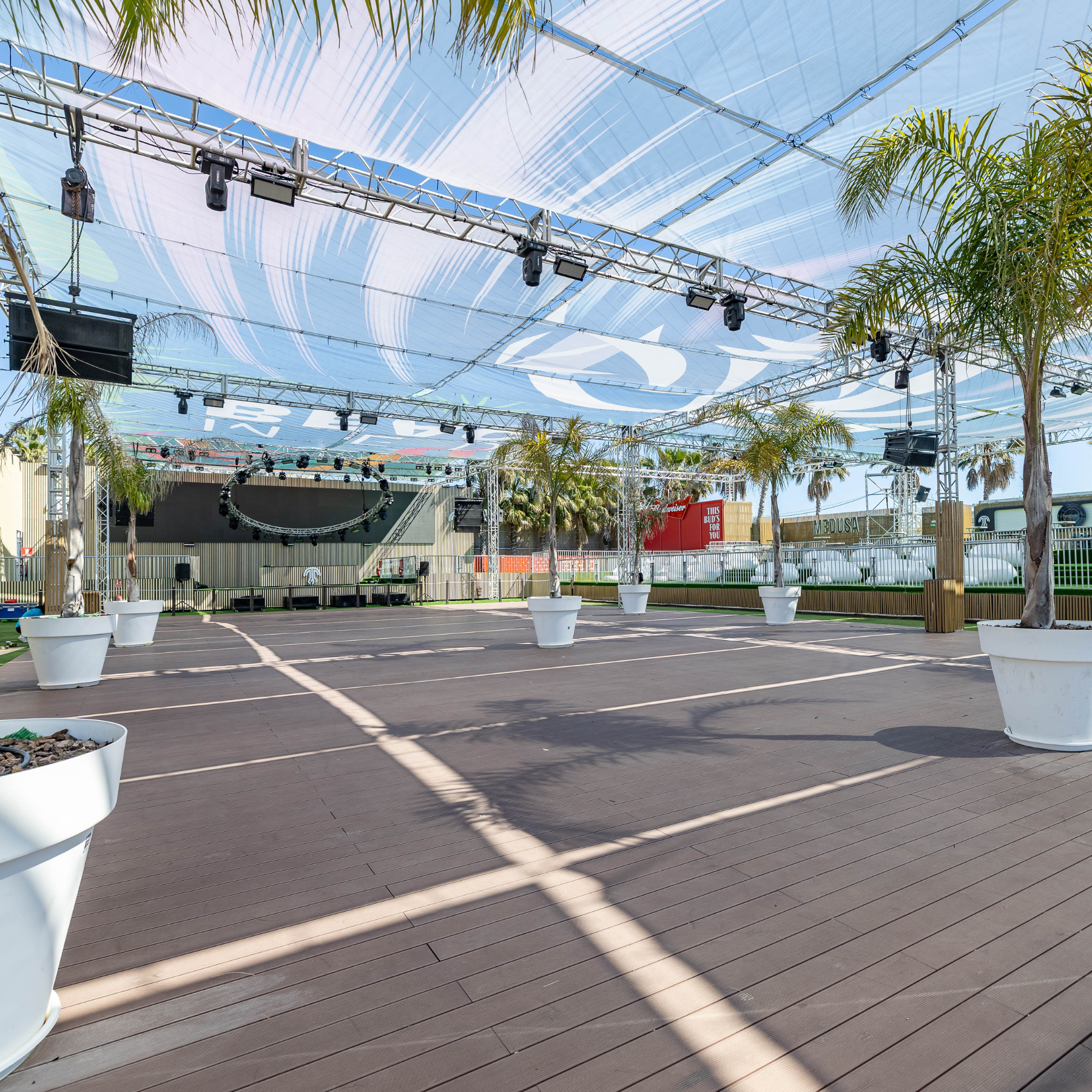 Medusa Beach Club — banner 1